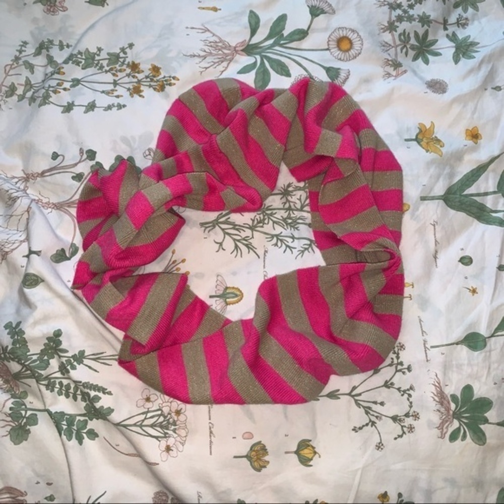 New York & company scarf